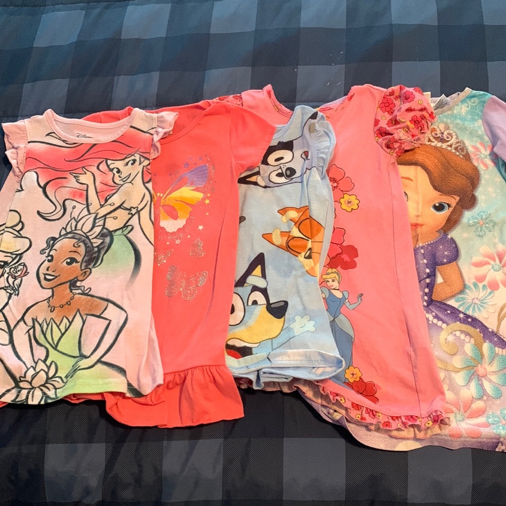 Lot of 5 3T Gowns